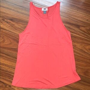 Old navy coral tank top 🪸